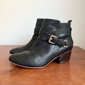 Coach Pauline Leather Ankle Boots in Black w Buckle and Side Zippers Sm Heel 6B